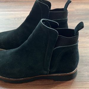 Blondo waterproof suede booties